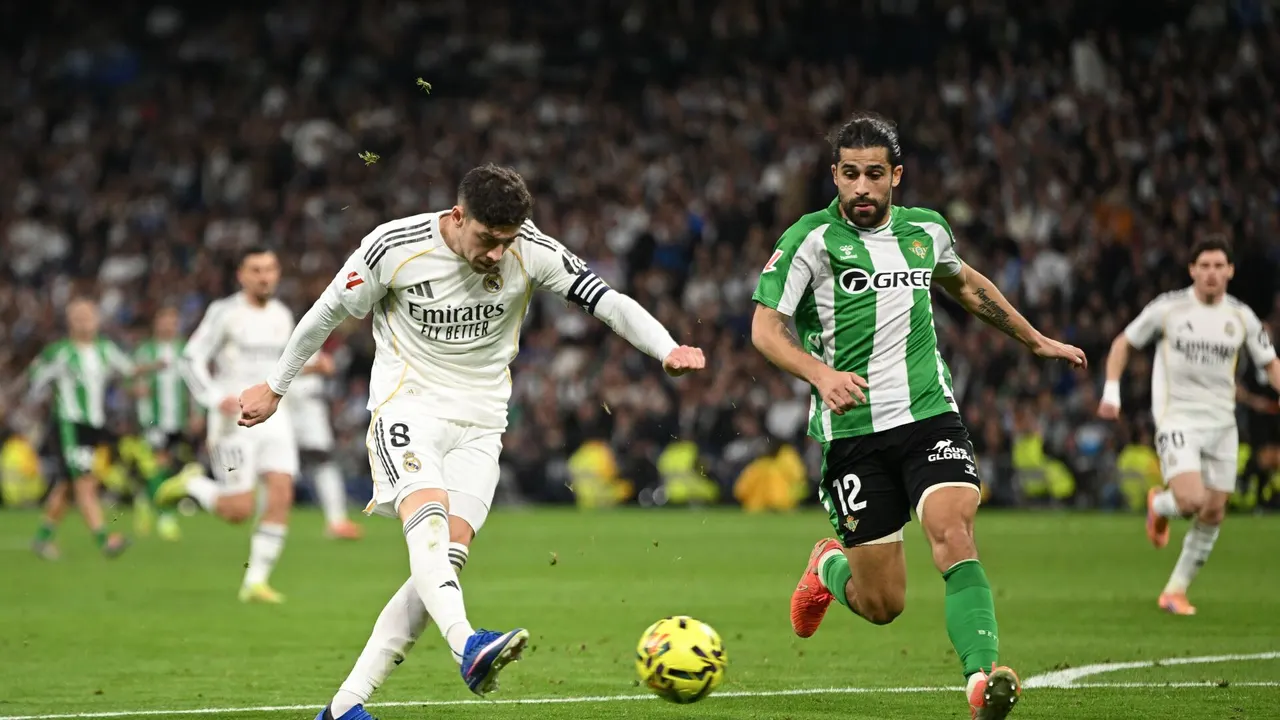 جدول مواعيد مباريات اليوم الجمعة 24 أبريل 2026 .. القنوات الناقلة والمعلقين